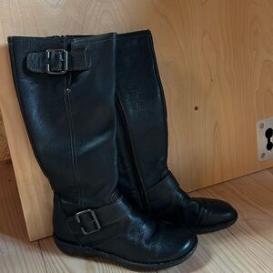 Born black Martina boots size 8